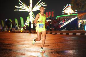 BIB: 40028
                            <button type="button" onclick="openModal(16128391)" class="btn btn-primary btn-sm float-right btn-popup" data-toggle="modal" data-target=".modal-high-quality">
                        <i class="fas fa-shopping-cart"></i> Add to Cart
                    </button>
                                            <button type="button" onclick="isThisMe(16128391, true)" class="btn btn-success btn-sm float-right btn-popup btn-isme hidden" data-toggle="tooltip" data-placement="bottom" title="นี่คือรูปของคุณใช่ไหม คลิกที่นี่เพื่อเอาเข้าอัลบั้ม">
                        <i class="fas fa-plus"></i> Add to album
                    </button>
                    <button type="button" onclick="isThisMe(16128391, false)" class="btn btn-warning btn-sm float-right btn-popup btn-isnotme hidden">
                        <i class="fas fa-ban"></i> Remove from album
                    </button>